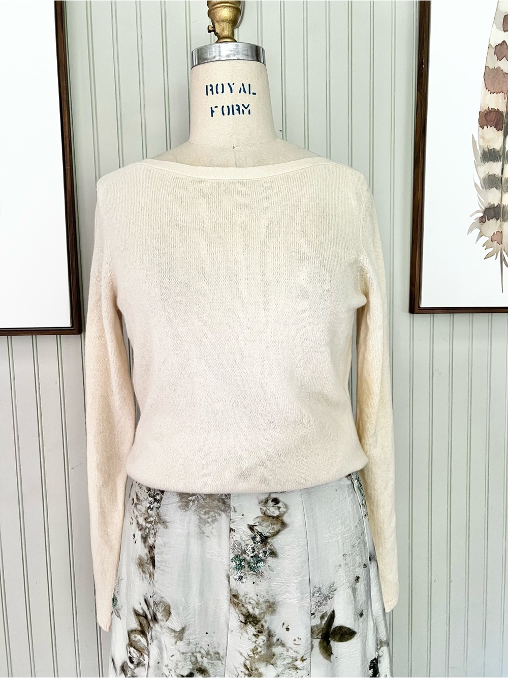 Cashmere by Peck & Peck Cream Long Sleeve Boatneck Pullover Sweater